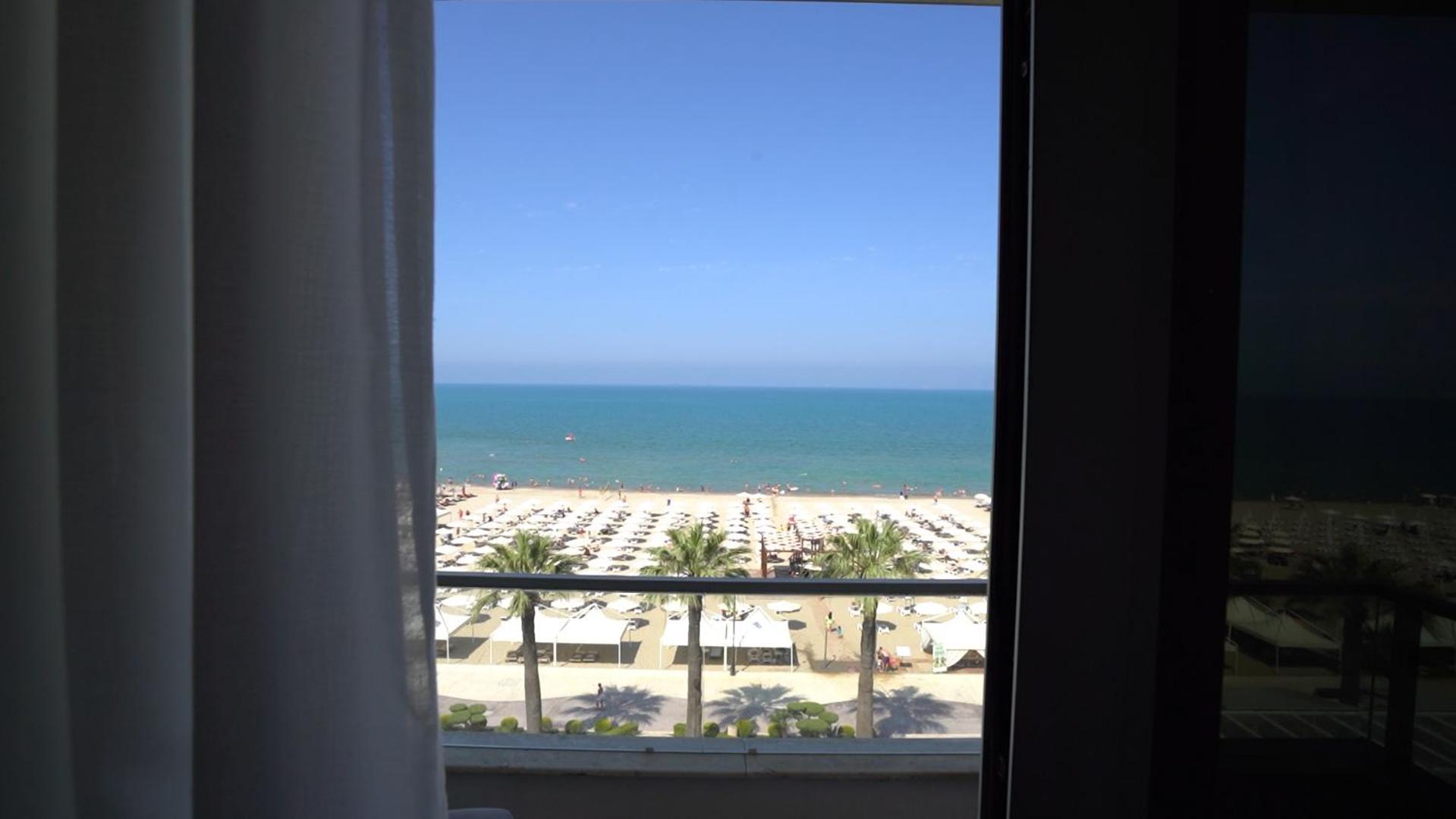 Premium Beach Hotel Голем Экстерьер фото